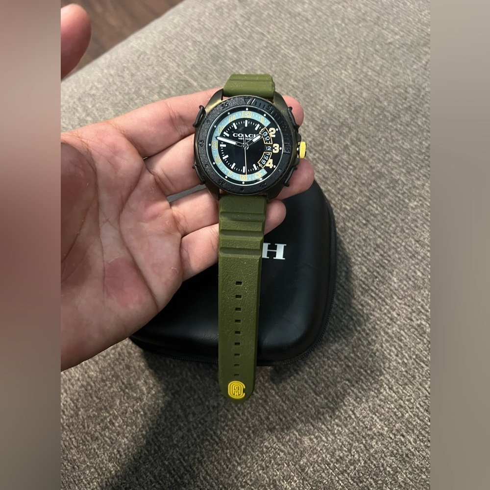 Coach Watch Sport